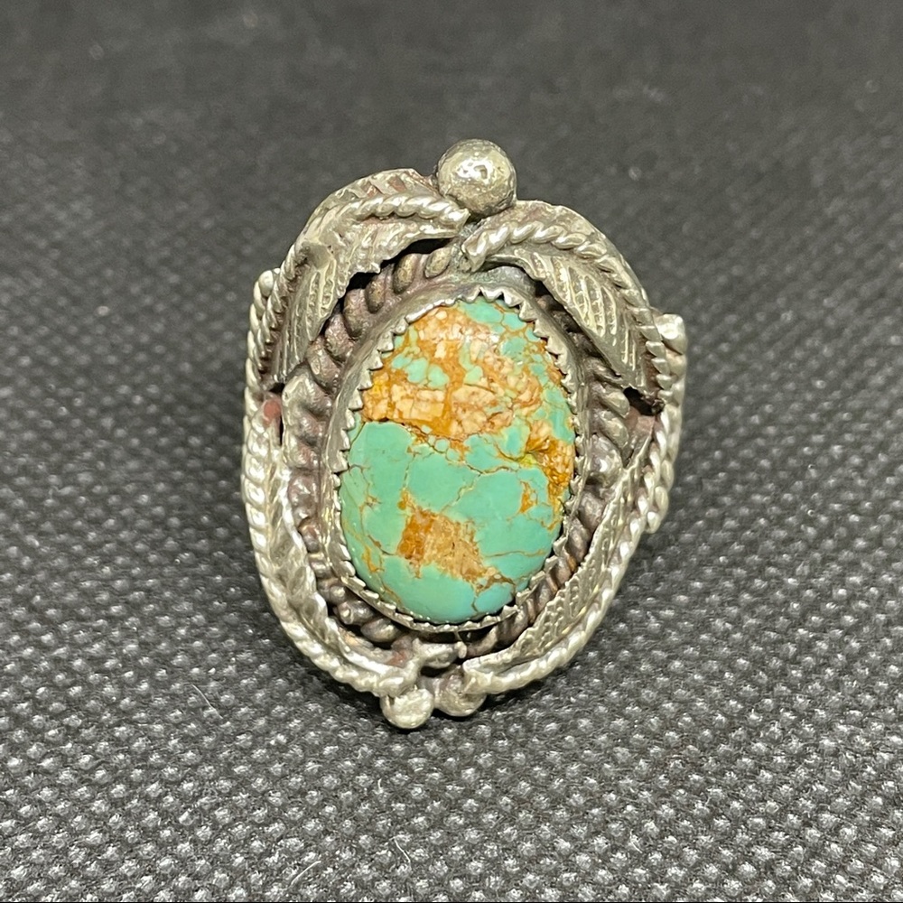 Sterling Navajo Style Turquoise Ring